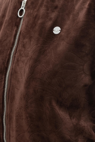 Giacca di felpa 'Doron Embossed' di Ragwear in marrone
