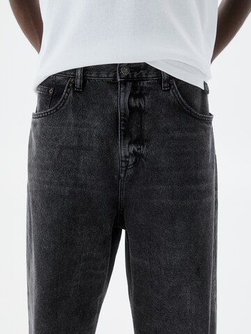 Pull&Bear Loosefit Jeans in Grijs