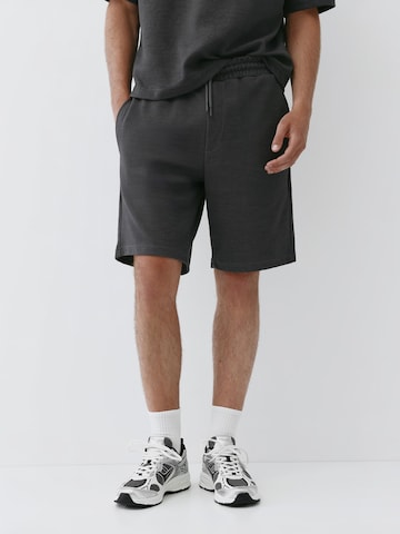 Loosefit Pantaloni di Pull&Bear in grigio: frontale