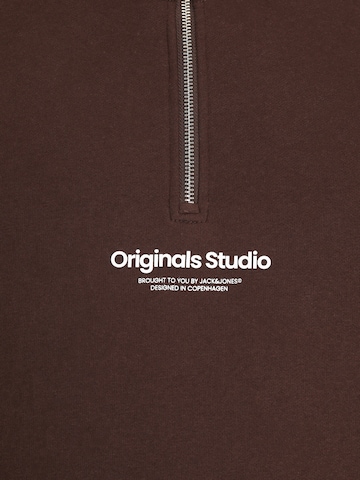 Sweat-shirt 'VESTERBRO' Jack & Jones Plus en marron