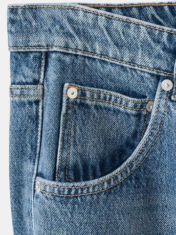 MANGO Luźne Jeansy 'GIADA' w kolorze niebieski