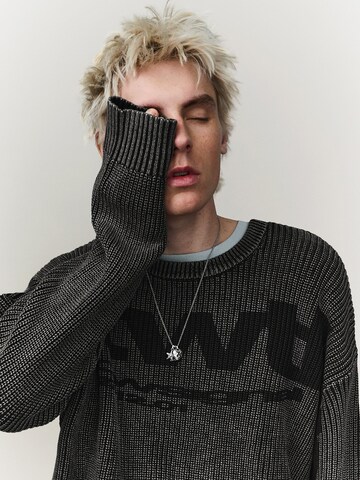 Pull-over Bershka en noir