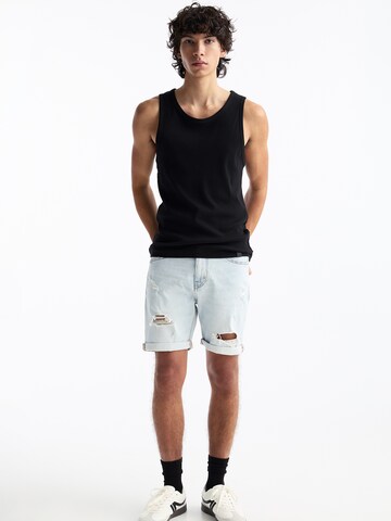 Pull&Bear Regular Shorts in Blau