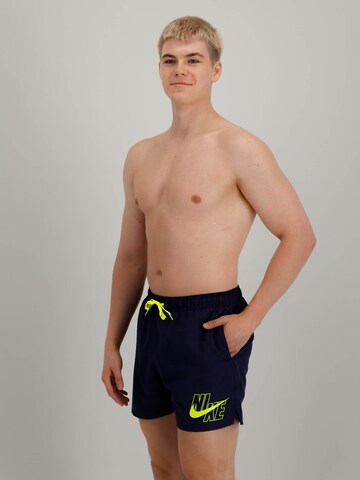 Regular Shorts de bain Nike Swim en bleu : devant