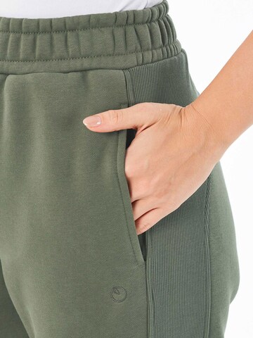 Organication Regular Pants in Green