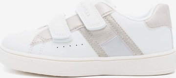 Baskets TOMMY HILFIGER en blanc