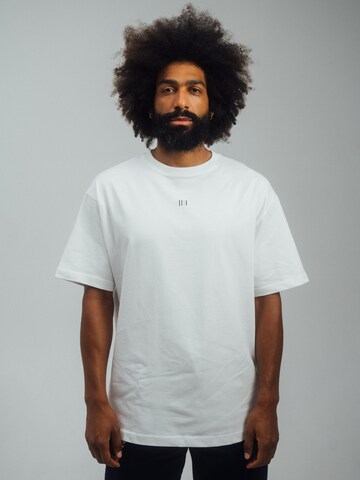 One of a kind Shirt 'Berlin.0001' in Weiß: Vorderseite