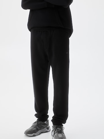 Pull&Bear Sweat suit in Black: front