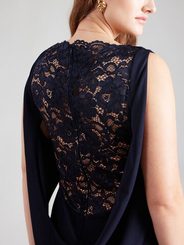 Rochie de seară de la Vera Mont pe albastru