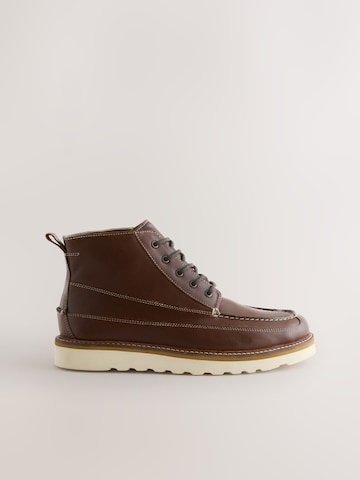 Next - Botas con cordones en marrón
