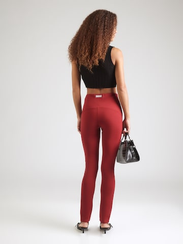 Skinny Pantaloni de la PATRIZIA PEPE pe roșu