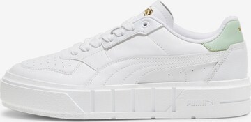 Baskets basses PUMA en blanc : devant