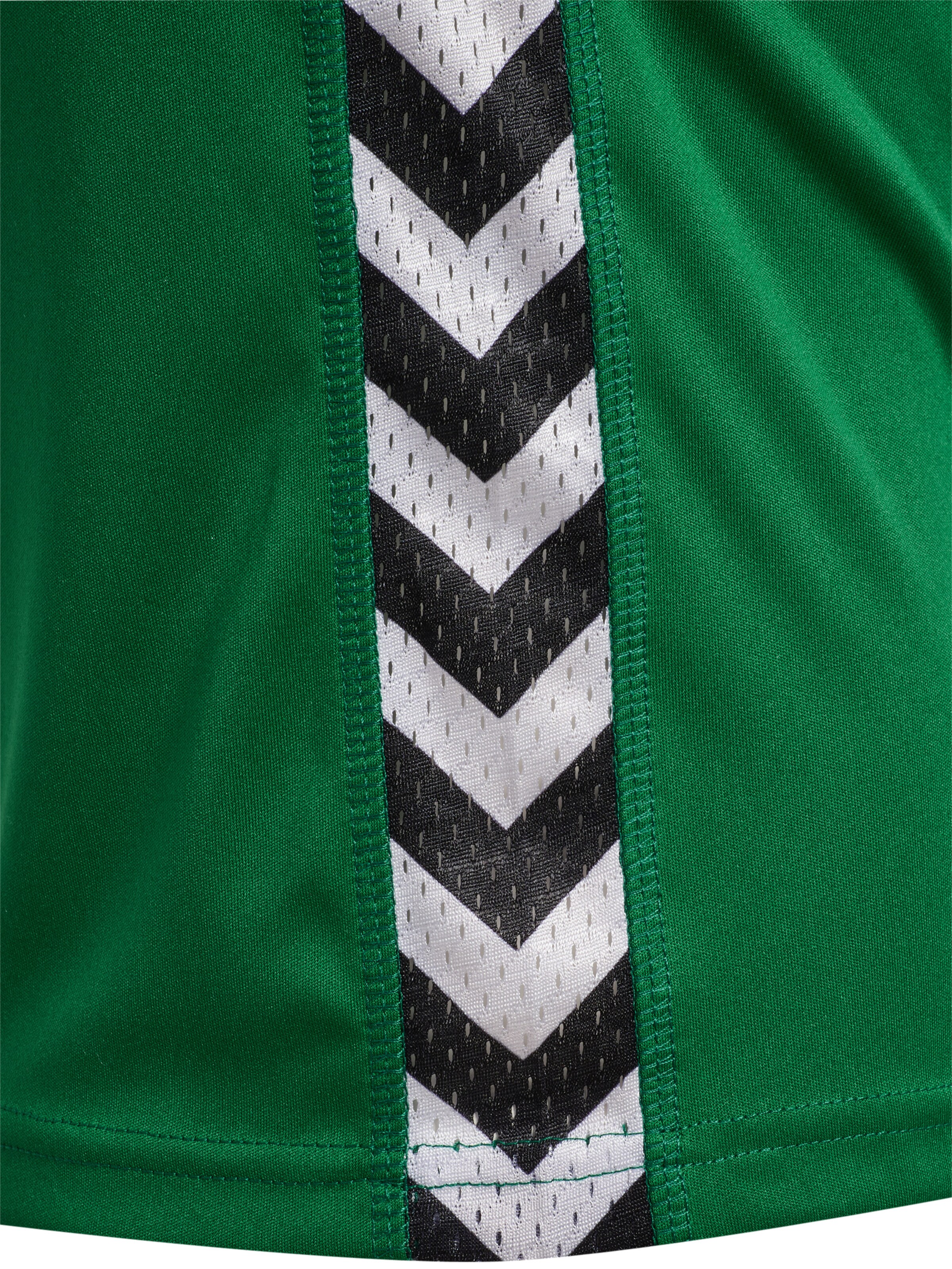 Hummel Performance shirt in Green