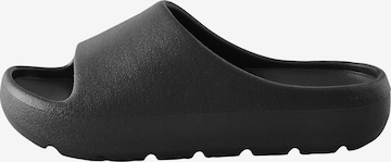 juoda Next Atviri batai: priekis