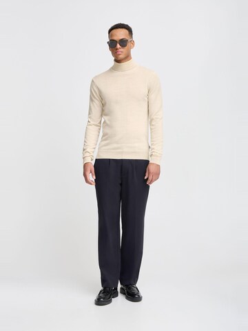 Coupe regular Pull-over 'Konrad' Casual Friday en beige