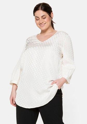 SHEEGO Tunic in White: front