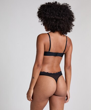 Hunkemöller String 'Hazel' in Schwarz