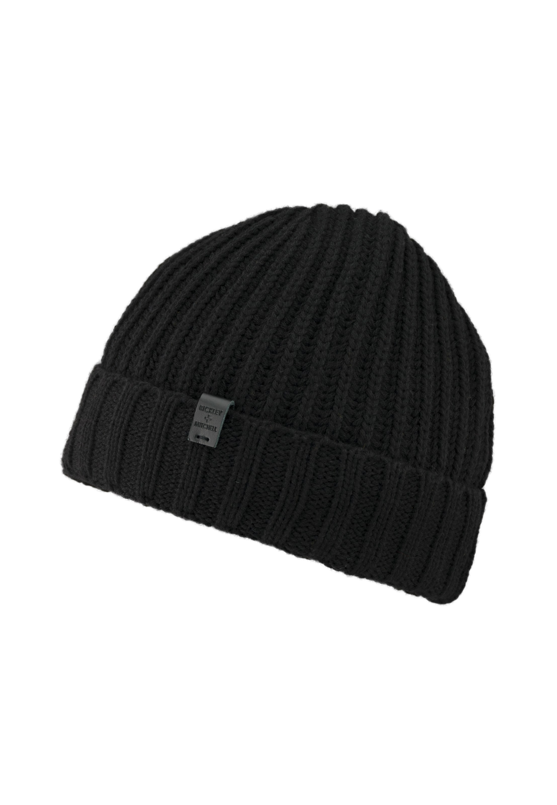 Bickley + Mitchell Beanie in Black: front