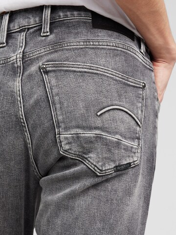 Coupe slim Jean G-Star RAW en gris