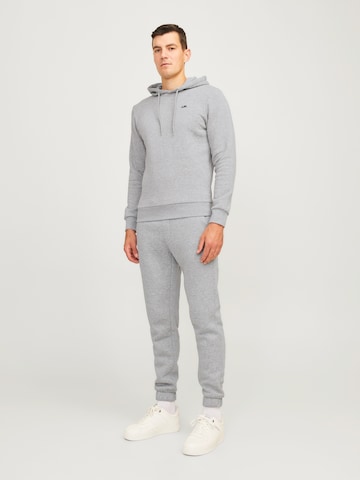 JJ Rebel Joggingpak in Grijs: voorkant