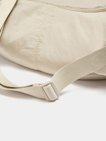 Pull&Bear Shoulder bag in White