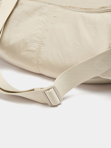 Pull&Bear Shoulder Bag in White