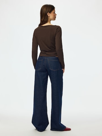 T-shirt 'PCSirene' PIECES en marron