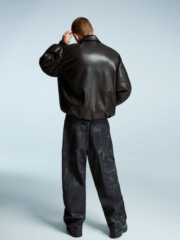 Veste mi-saison Bershka en noir