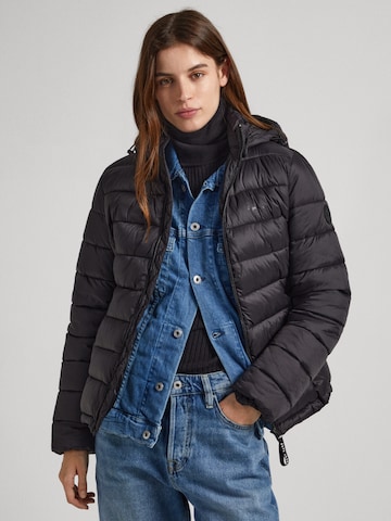 Pepe Jeans Vinterjakke 'MADDIE' i sort: forside