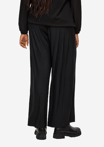 TRIANGLE Wide leg Pants in Black