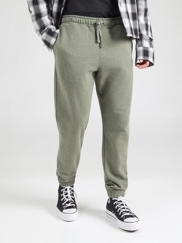 Lyle & Scott Tapered Pants 'Tri Marl' in Green: front