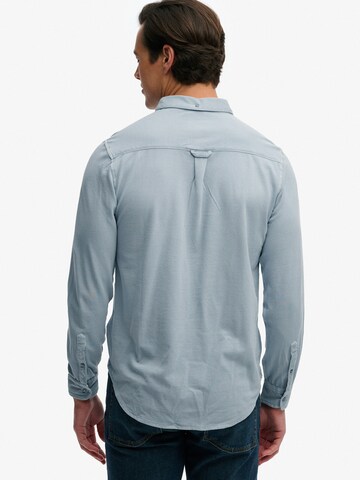 Fit confort Chemise 'Vintage Destroy' Superdry & Co en bleu