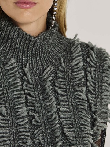 Pull-over MADELEINE en gris