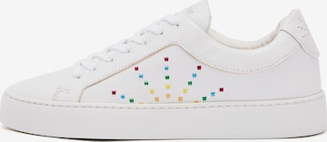 NINE TO FIVE Sneakers 'Laced Sneaker #grácia' in White: front