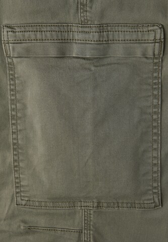 Street One MEN Regular Cargohose in Grün