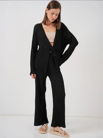 Completo pantalone di Bigdart in nero