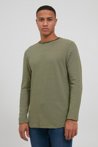 !Solid Shirt in Groen: voorkant