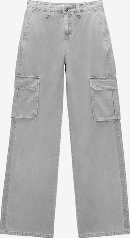 Pull&Bear Cargo trousers in Grey: front