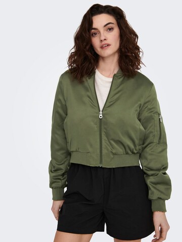 ONLY Демисезонная куртка 'Johanne' в Зеленый: спереди