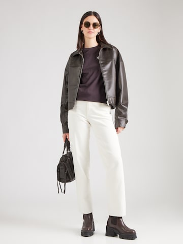 Tricou de la WRANGLER pe maro