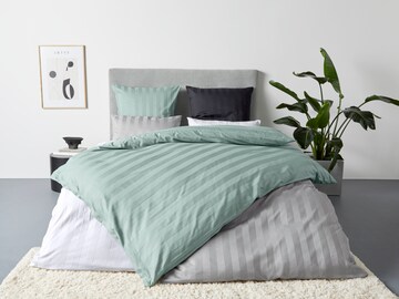 Leonique Duvet Cover in Green