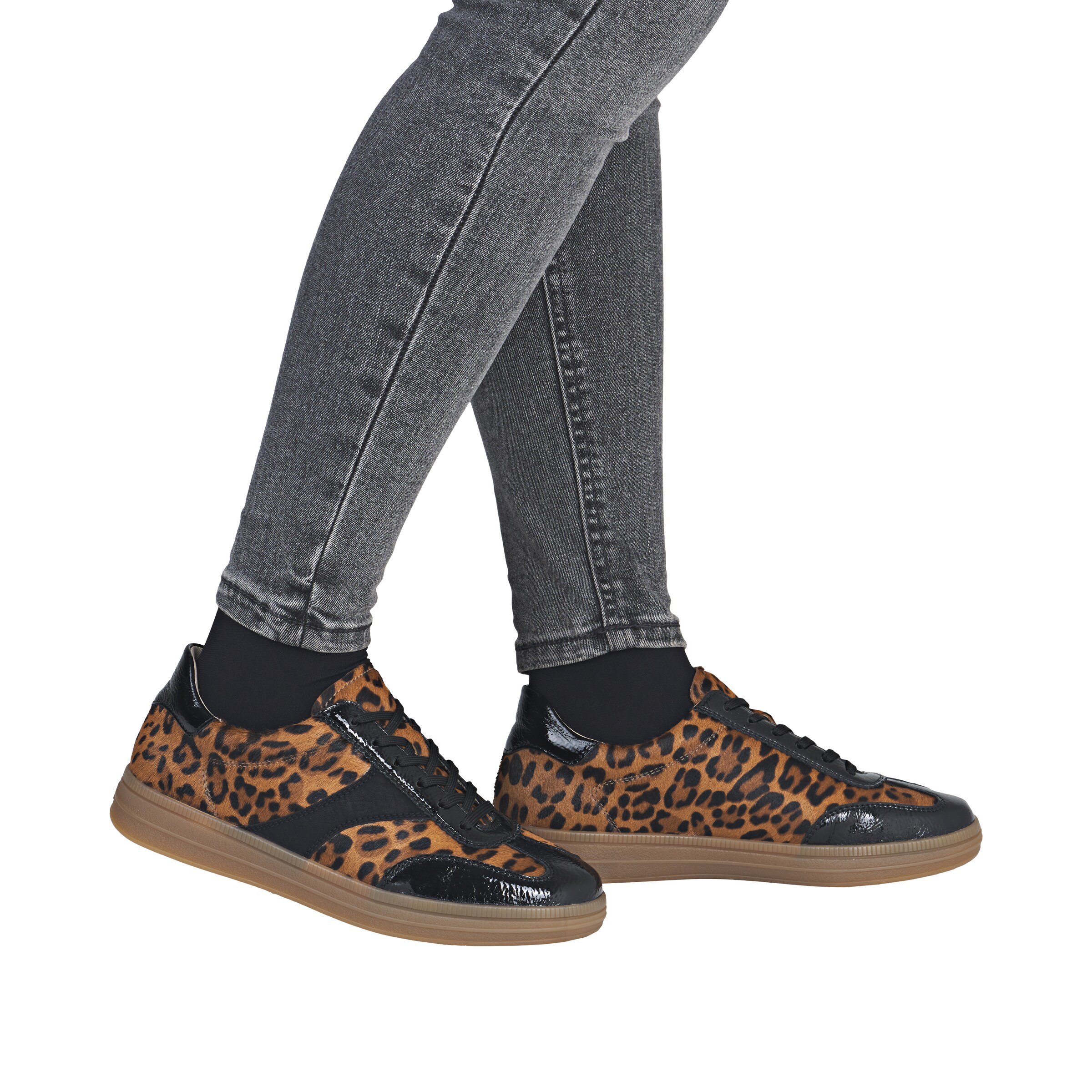 REMONTE Sneakers in Brown