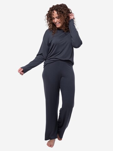 Mey Pajama 'Pure Chic' in Grey