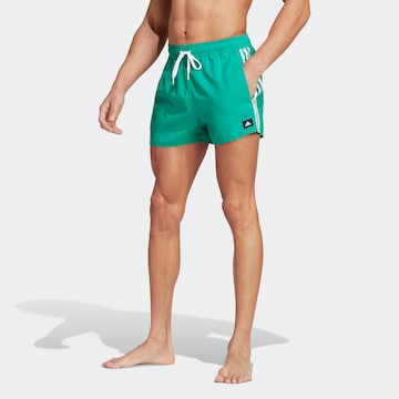 ADIDAS SPORTSWEAR Αθλητικό ανδρικό μαγιό '3-Stripes Clx Very-Short-' σε πράσινο: μπροστά