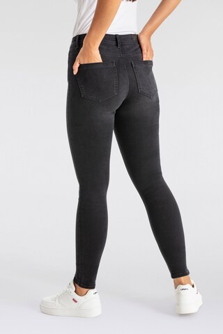 ONLY Skinny Jeans in Schwarz