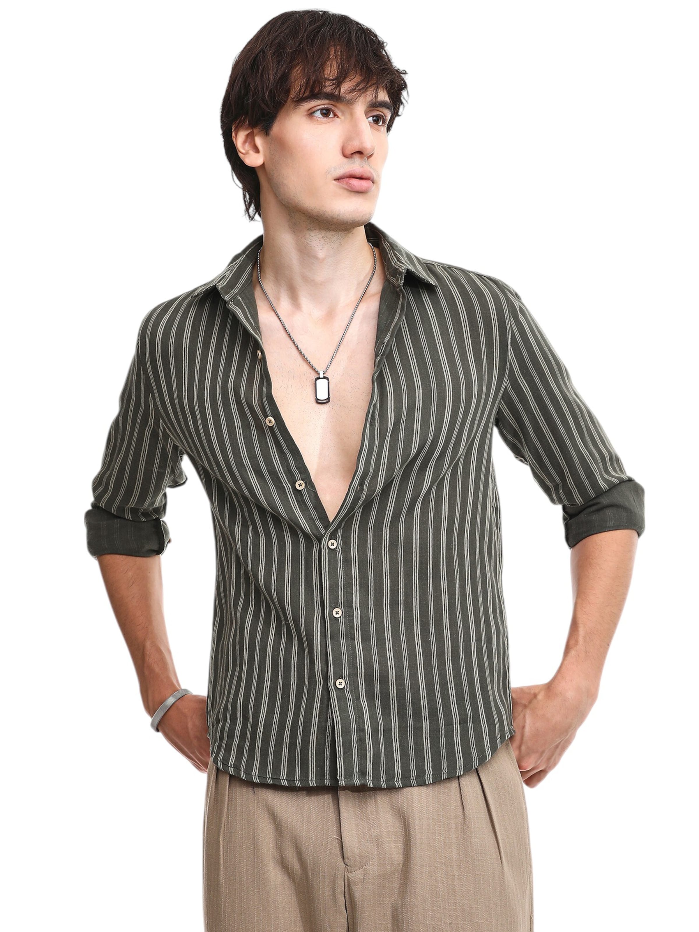 Coupe regular Chemise 'Tirzah' Campus Sutra en vert : devant