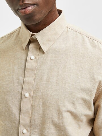 SELECTED HOMME - Ajuste estrecho Camisa en beige