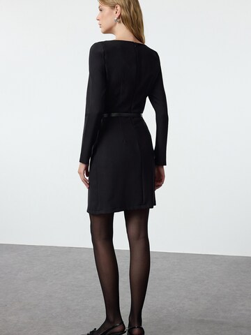 Trendyol Jurk in Zwart