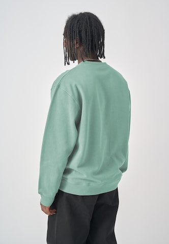 Cleptomanicx Sweatshirt 'Ligull Boxy' in Green