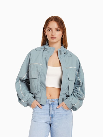 Veste mi-saison Bershka en bleu : devant